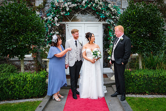 Ballymagarvey Village Wedding Family Photos of Denise & Darragh - 3277