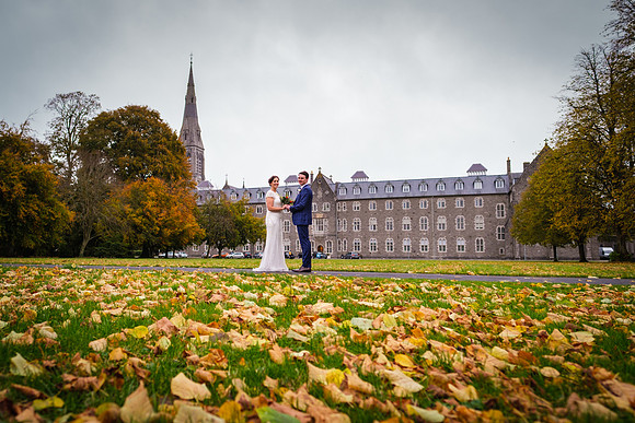 Bride and groom in Maynooth University-5740
