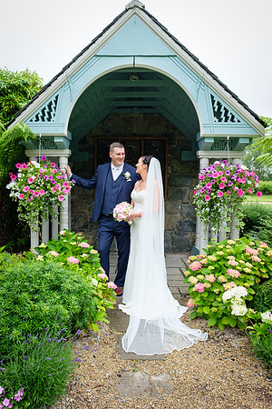 Bride & Groom at Johnstown Estate-3588