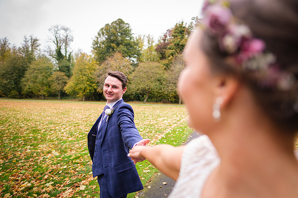 Bride and groom in Maynooth University-5781