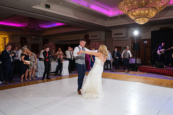Knightsbrook Hotel wedding first dance-7490