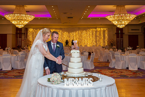 Wedding reception at Knightsbrook Hotel-4739