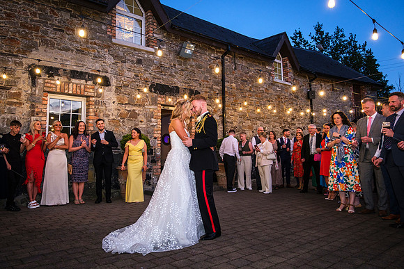 Boyne Hill House Wedding 1st Dance of Zoe & Desmond - 12010