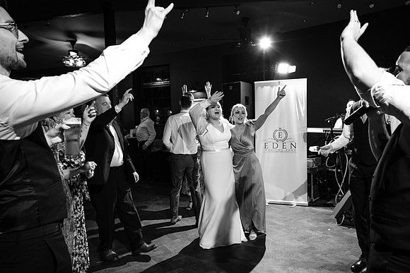 Boyne Hill House Wedding 1st Dance Lauren Kevin - 3170